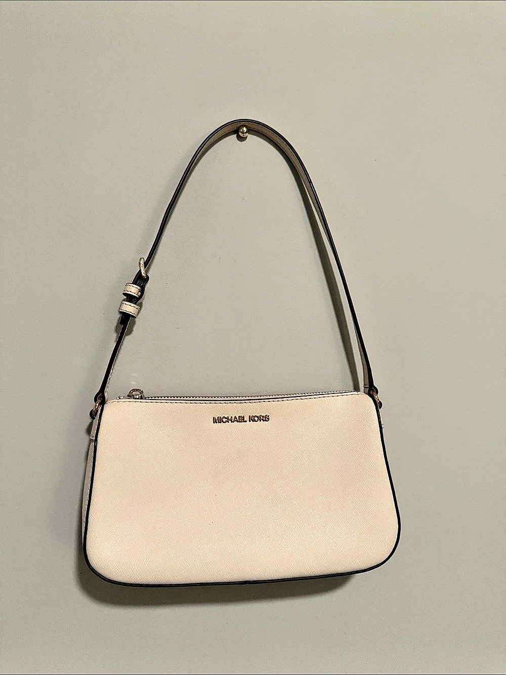 Michael Kors Jet Set Travel Small Saffiano Leather Top-Zip Tote Cream